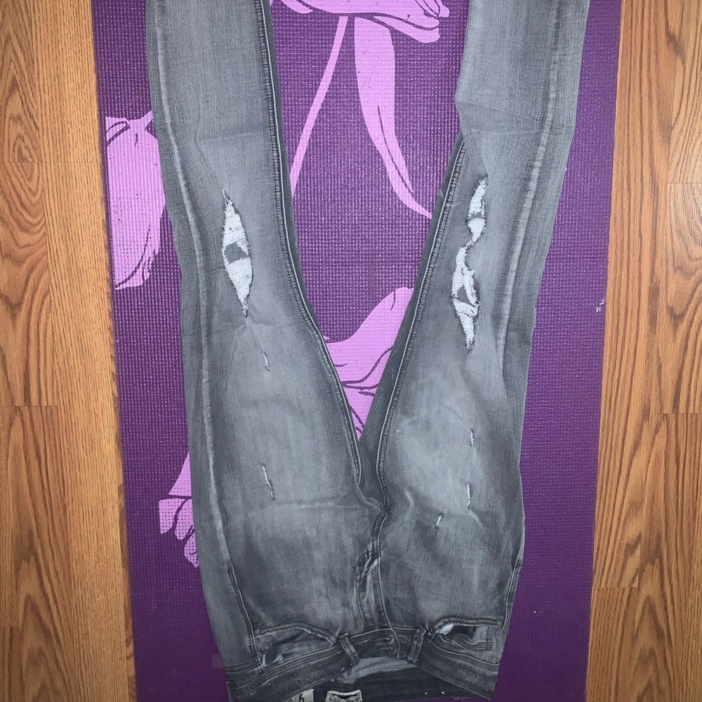 Ripped Grey jeans